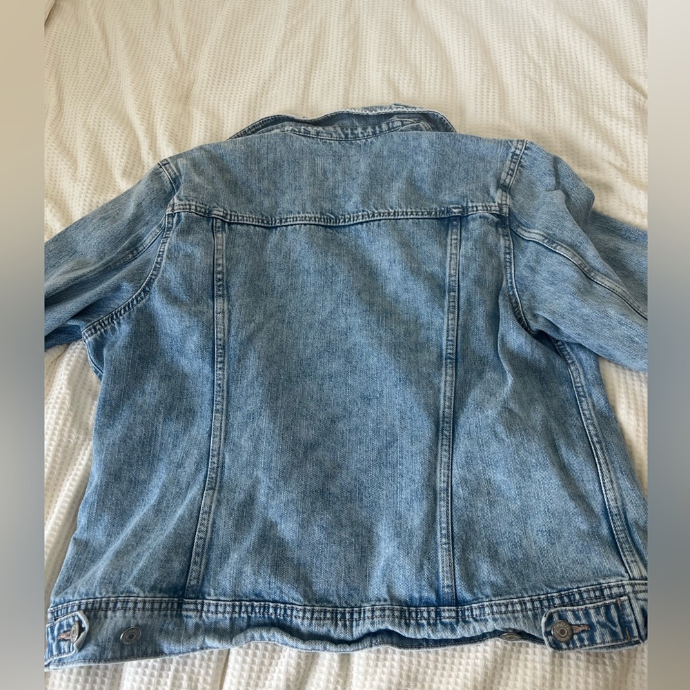 Distressed Jean Jacket - Picture 4 of 4